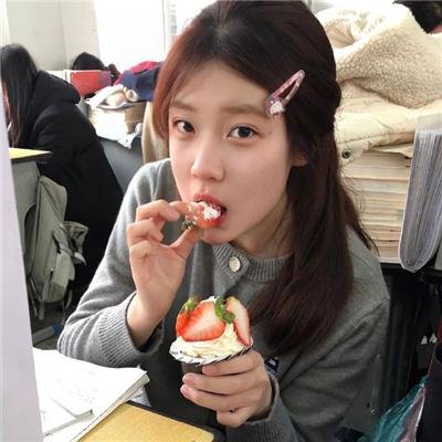 闺蜜齐穿书，带球跑后他们慌了